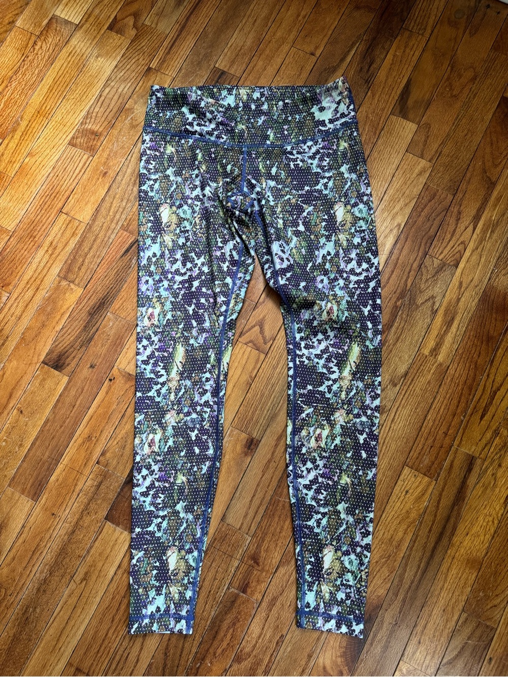 Lululemon Printed Leggings in Multi Color Size 10 - Picture 2 of 7